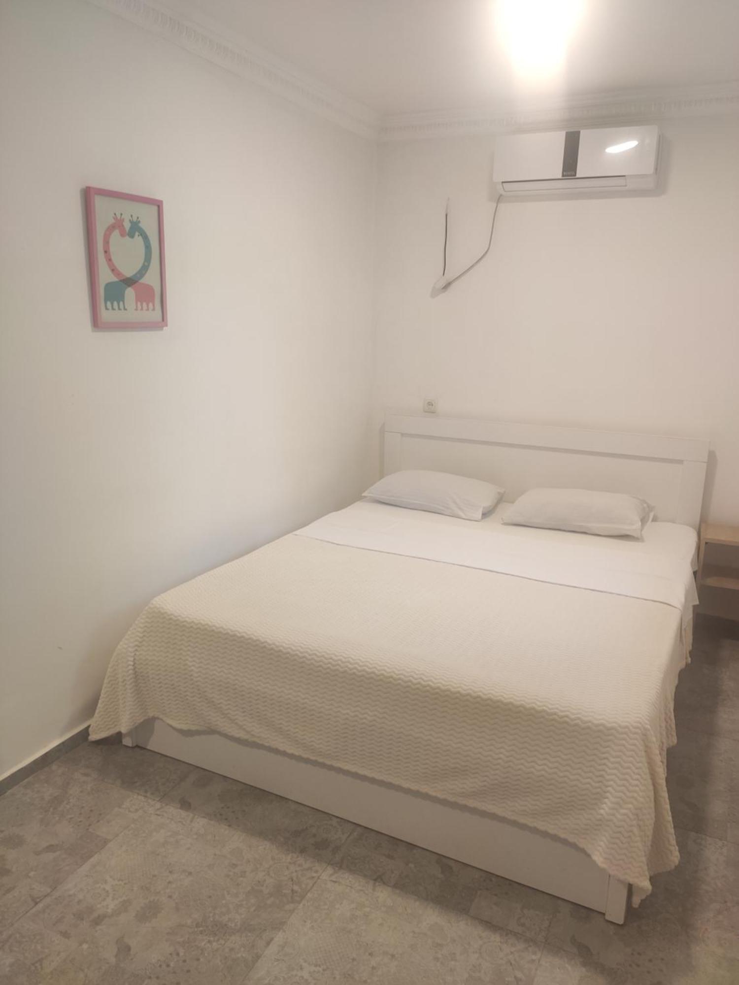 Family Нotel Banuri Kutaissi Exterior foto